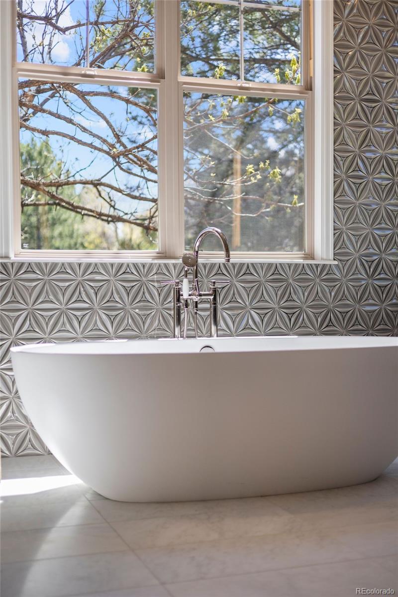 6269 Shavano Peak Place