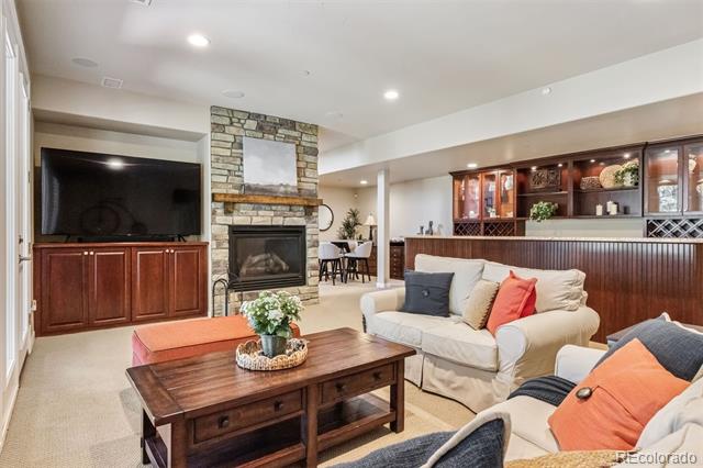 6279 Oxford Peak Place