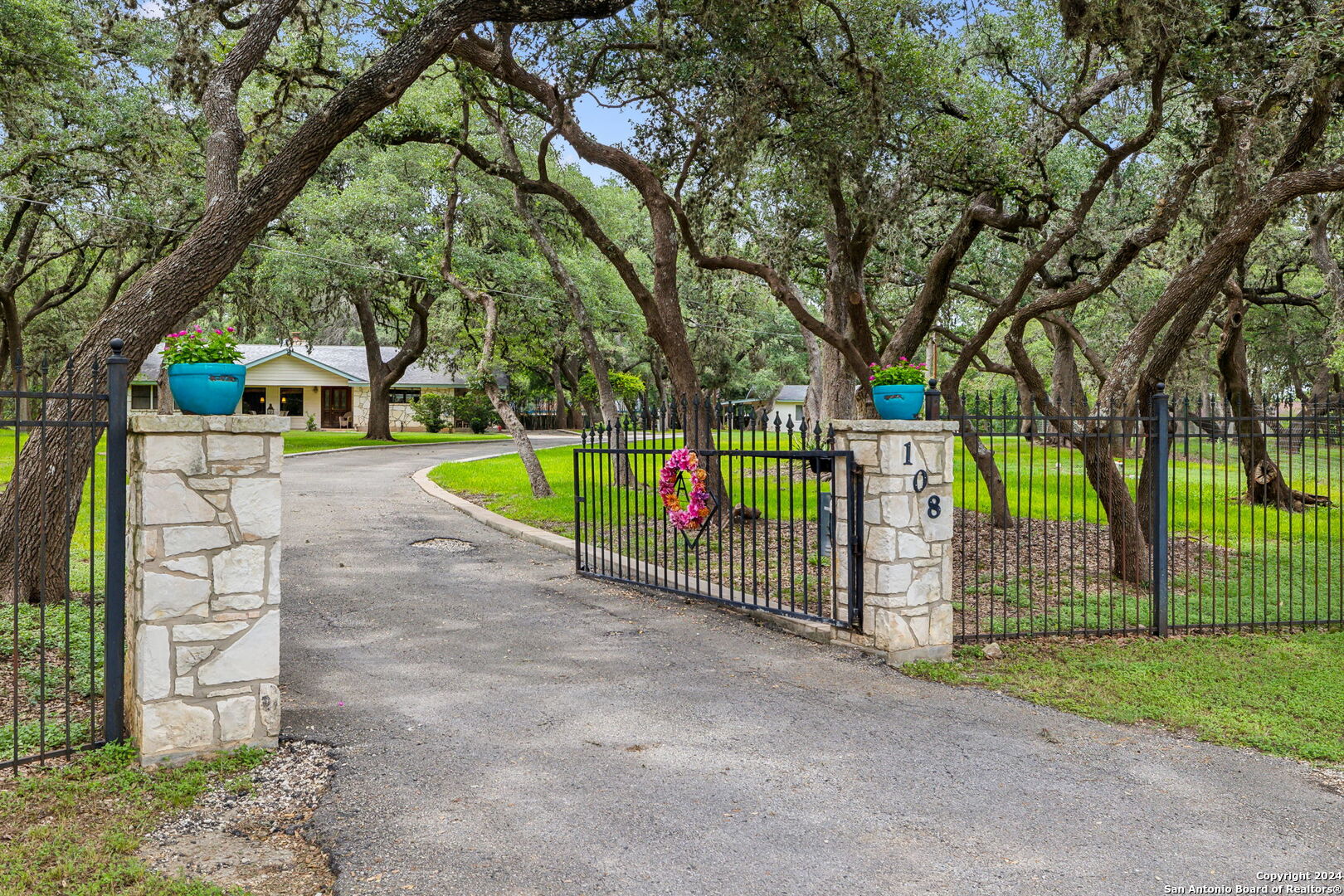 108 BAMBI DR