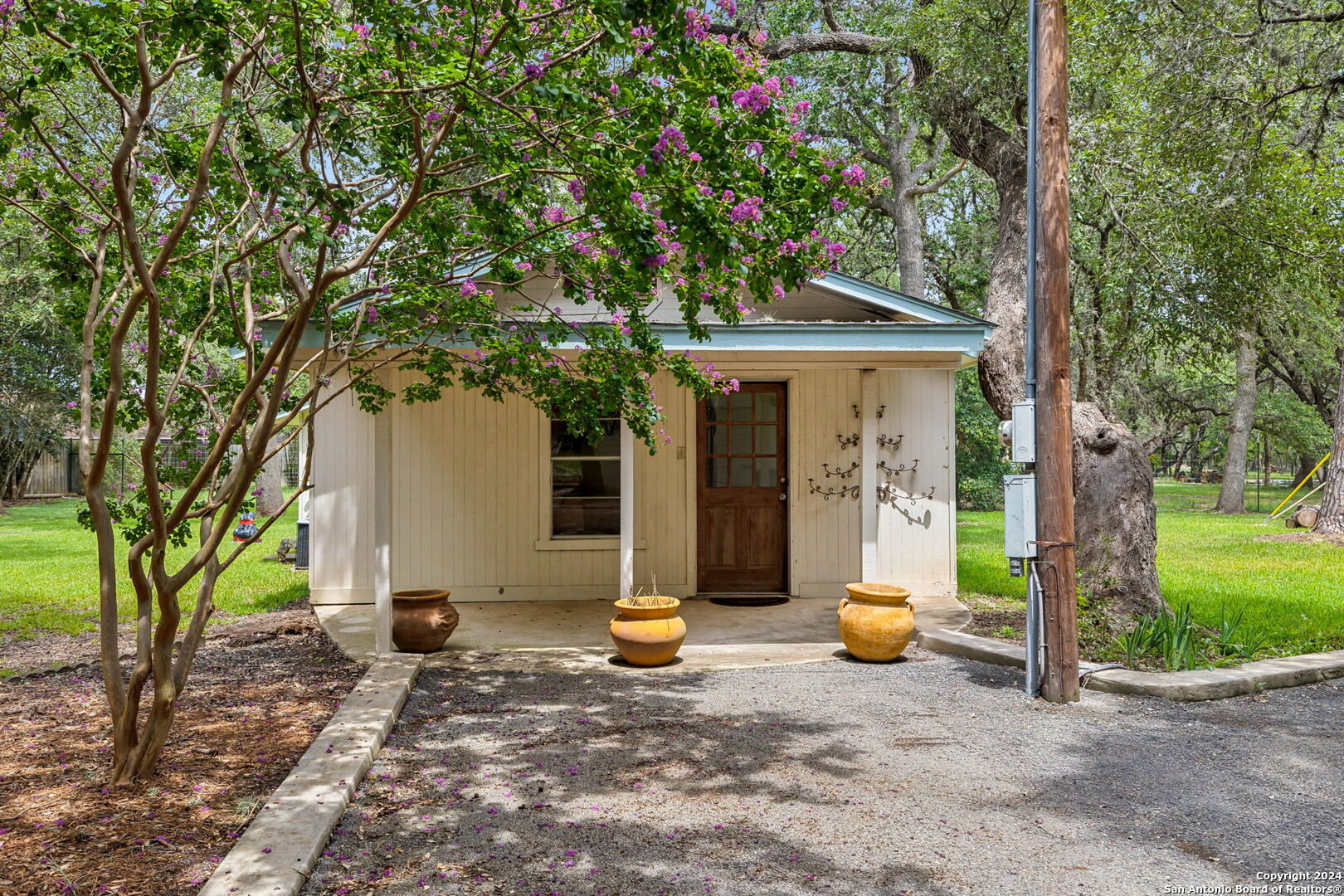 108 BAMBI DR