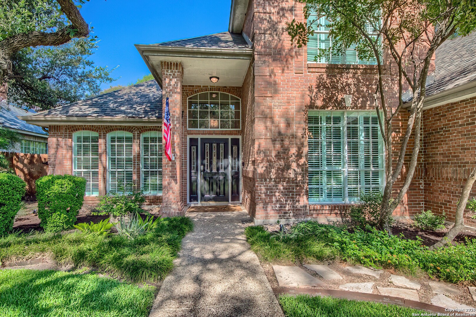 16527 Inwood Cove