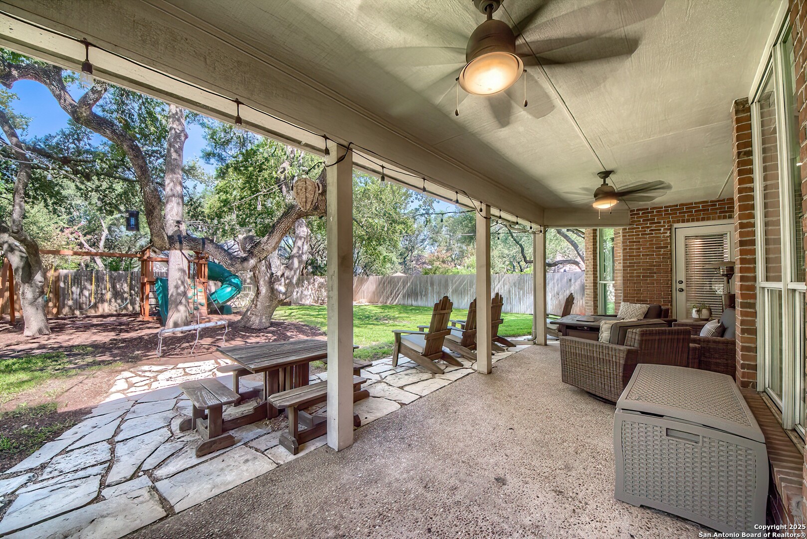 16527 Inwood Cove