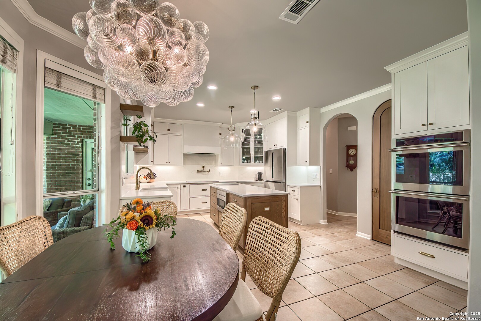 16527 Inwood Cove