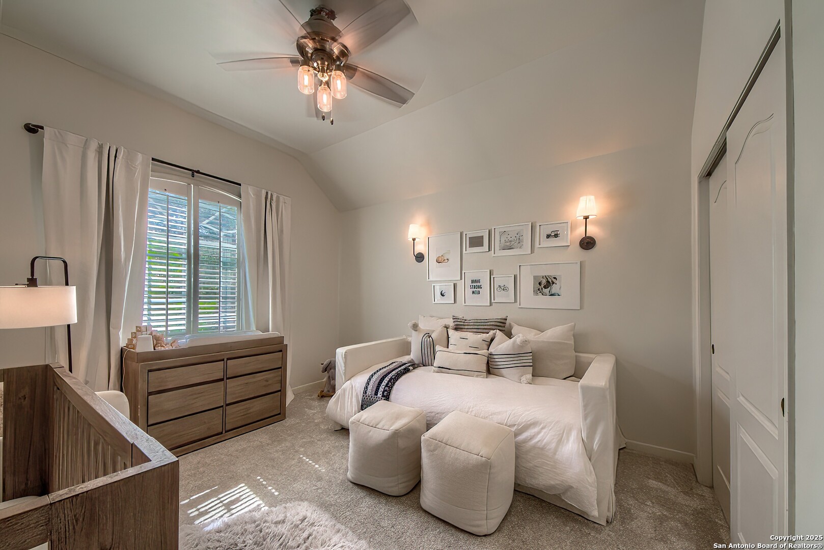 16527 Inwood Cove