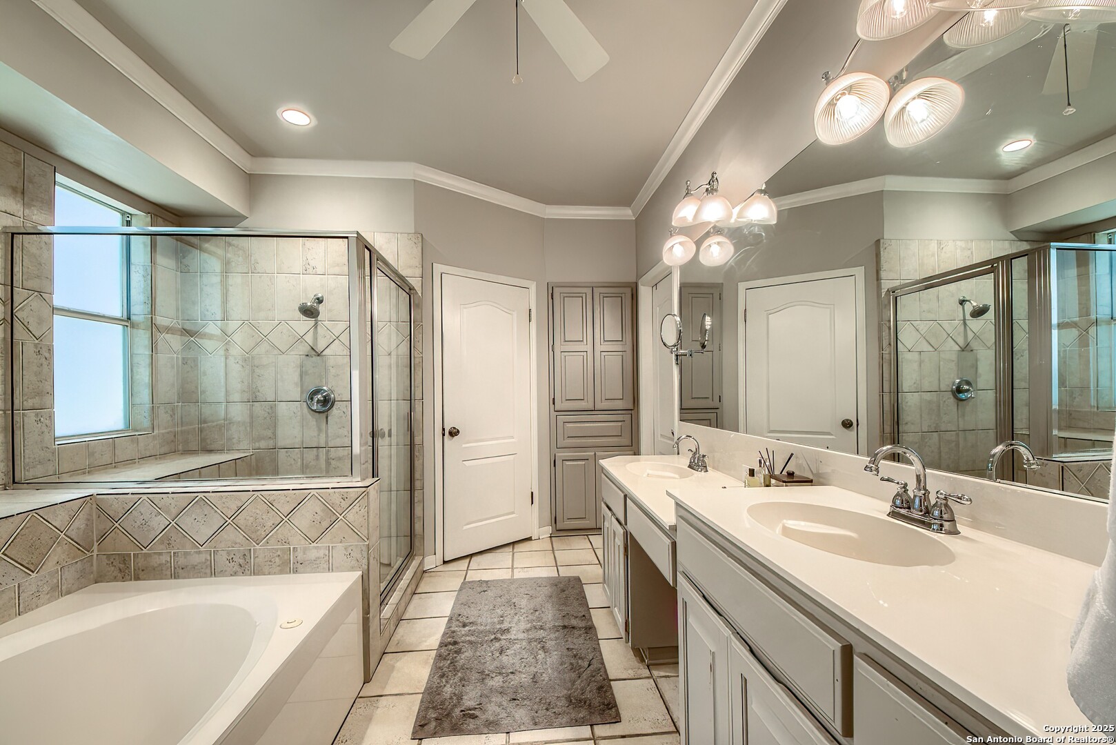 16527 Inwood Cove