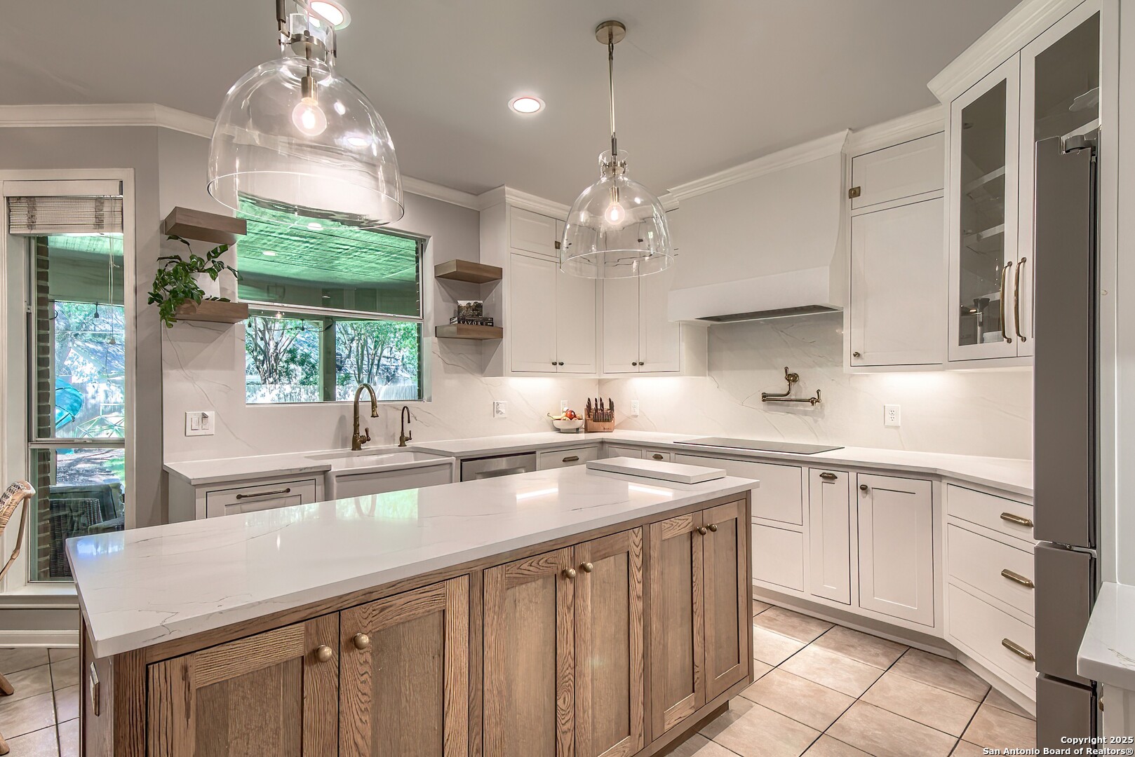 16527 Inwood Cove