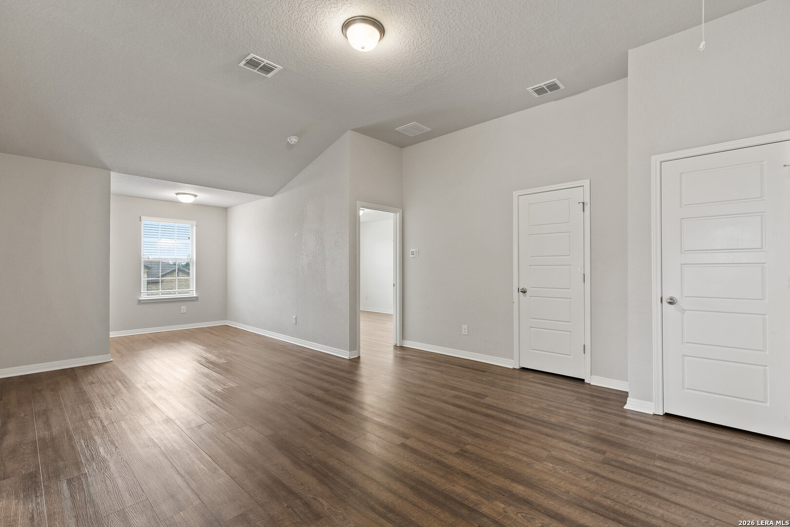 121 Abbeydell