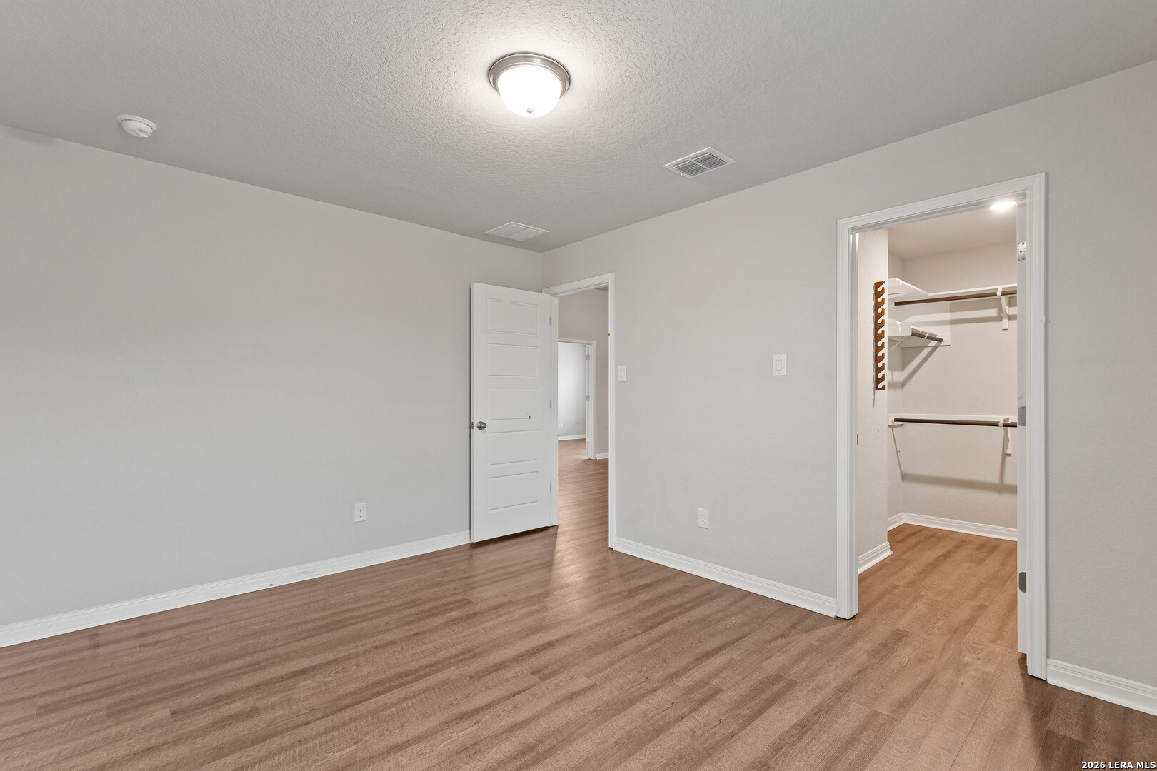121 Abbeydell