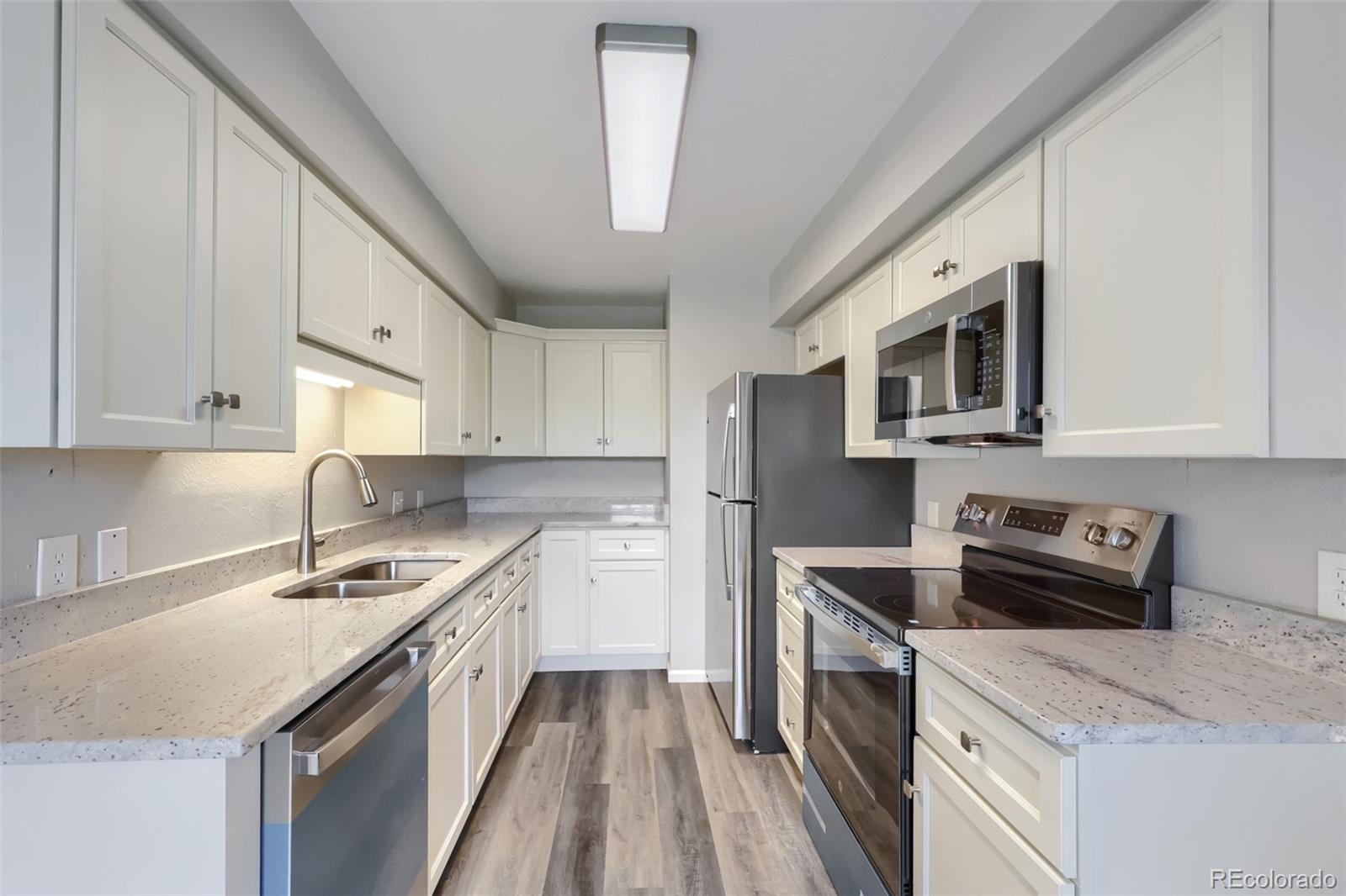 7395 E Eastman Avenue Unit: 203L