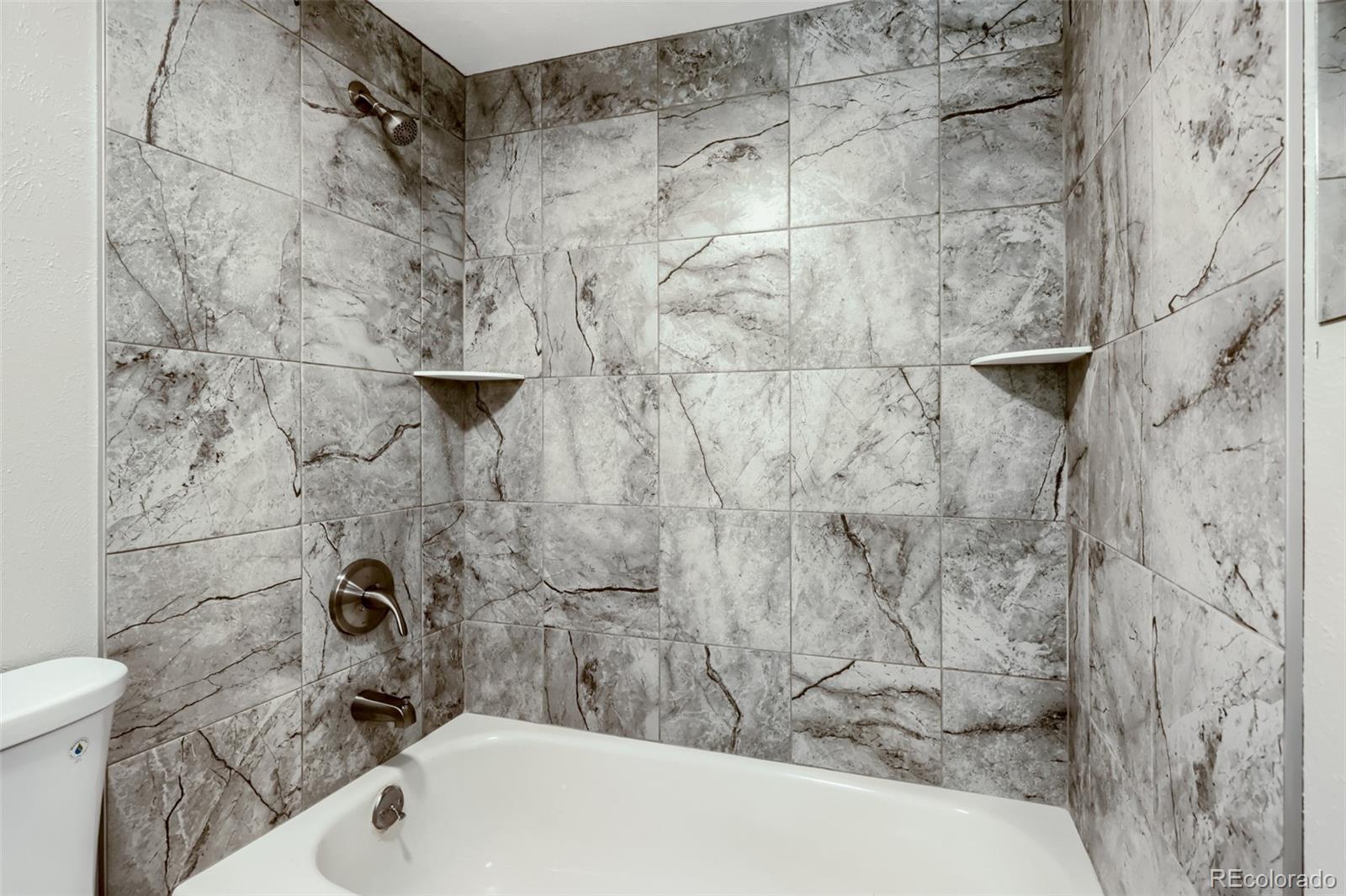 7395 E Eastman Avenue Unit: 203L