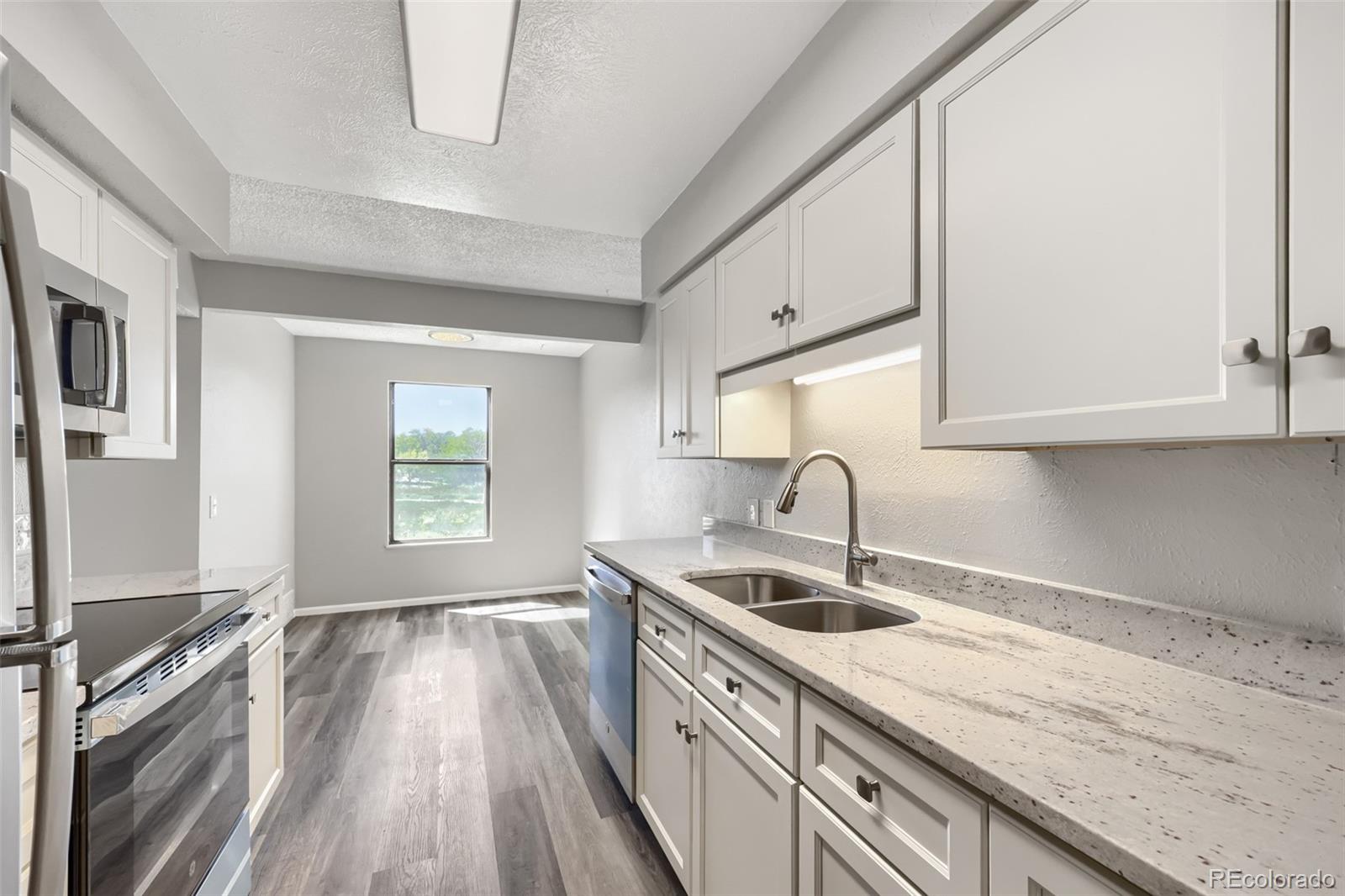 7395 E Eastman Avenue Unit: 203L