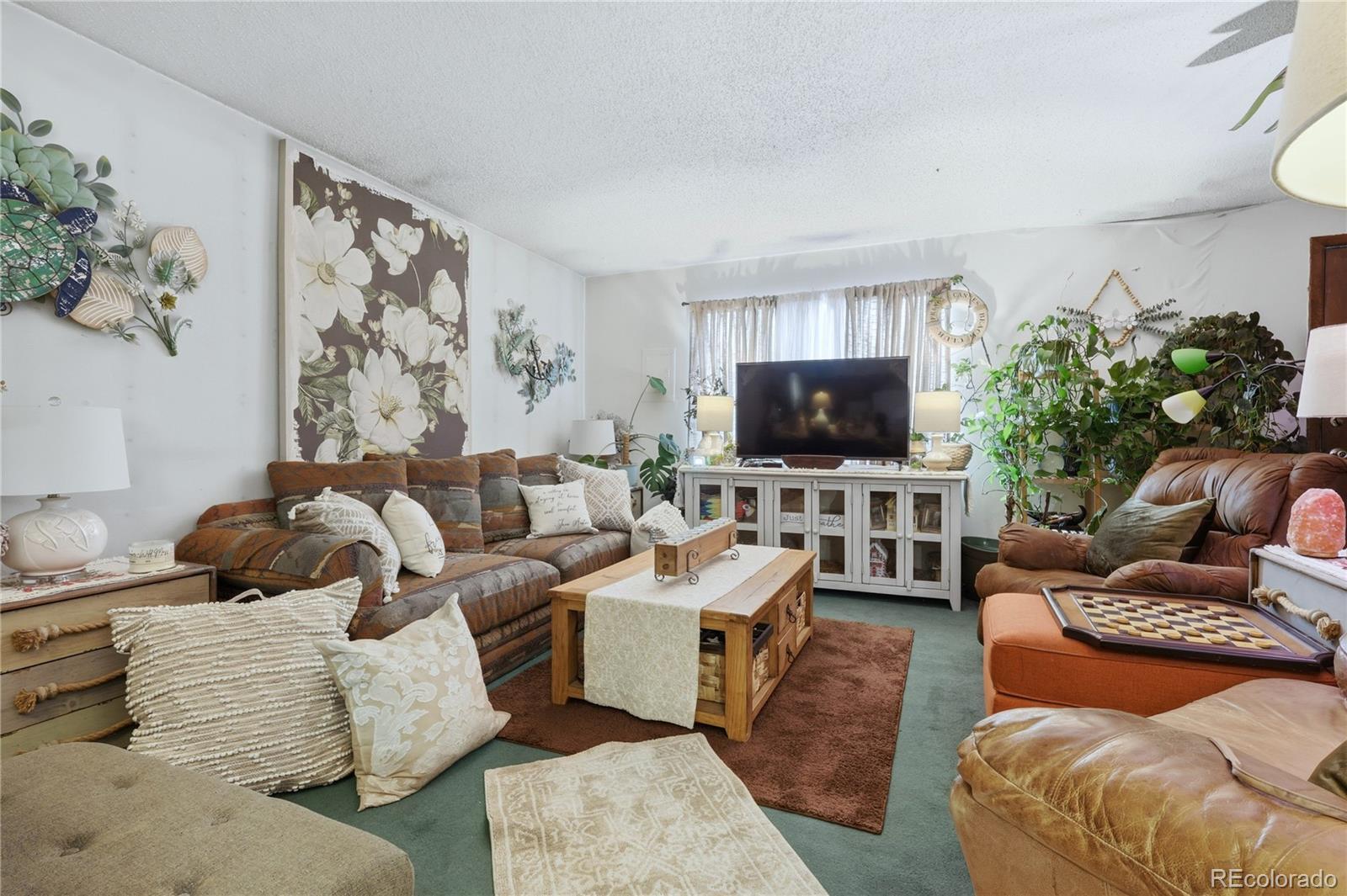 4615 S Santa Fe Drive