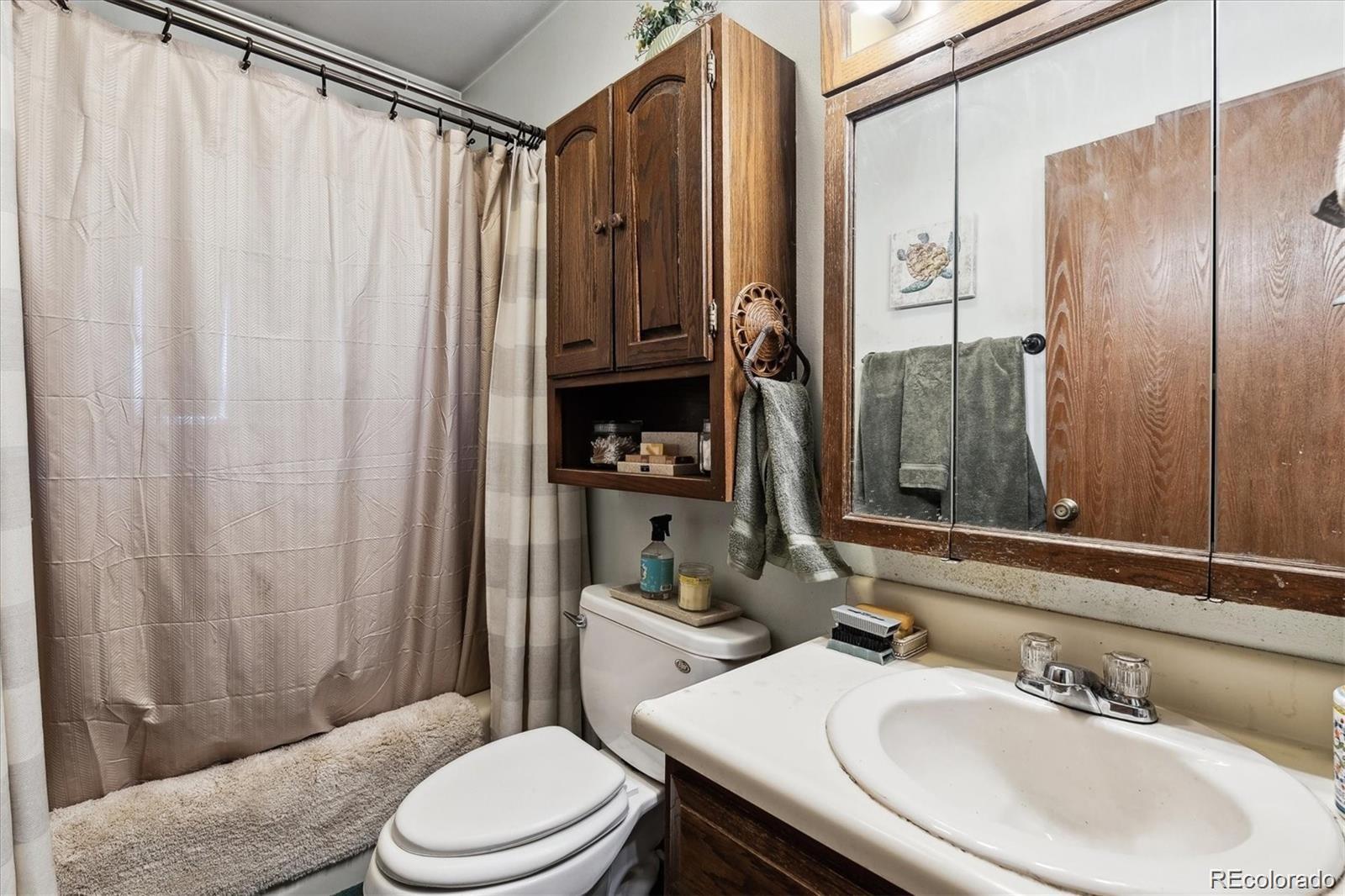 4615 S Santa Fe Drive