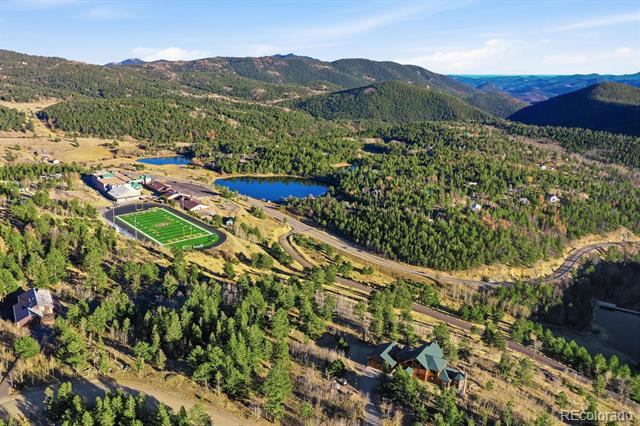 13 Paradise Valley Parkway