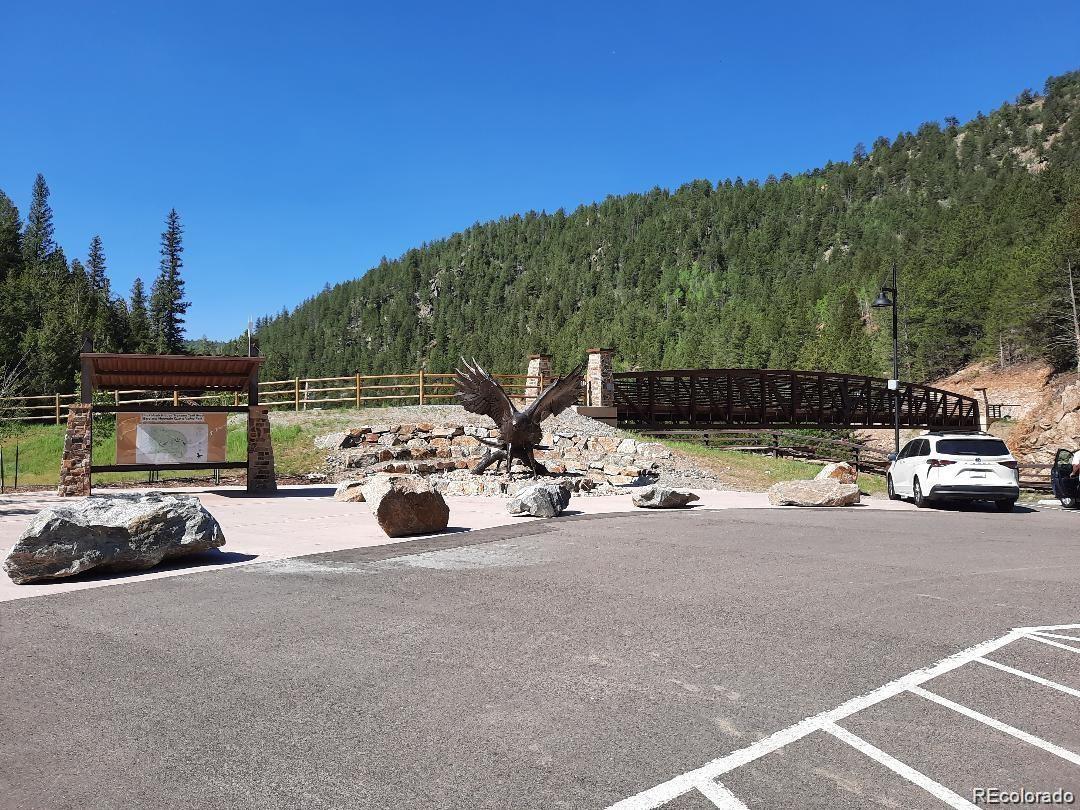 13 Paradise Valley Parkway