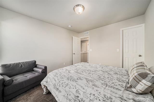 4089 Greenwood Lane