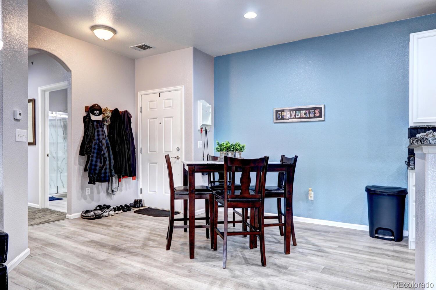 1561 Olympia Circle Unit: 208