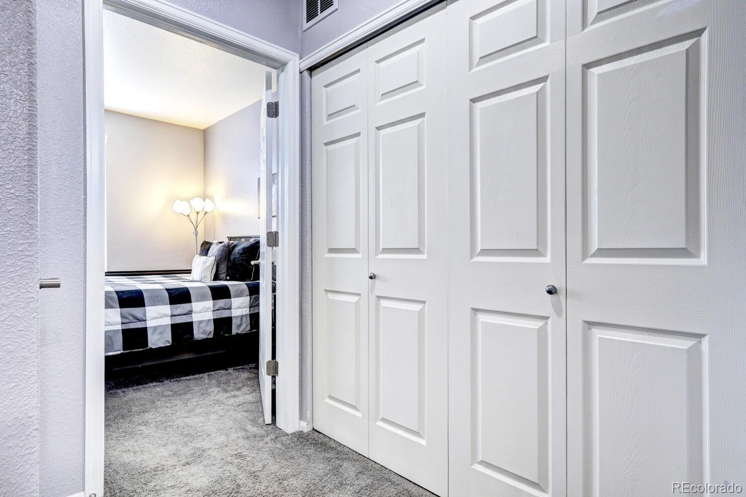 1561 Olympia Circle Unit: 208