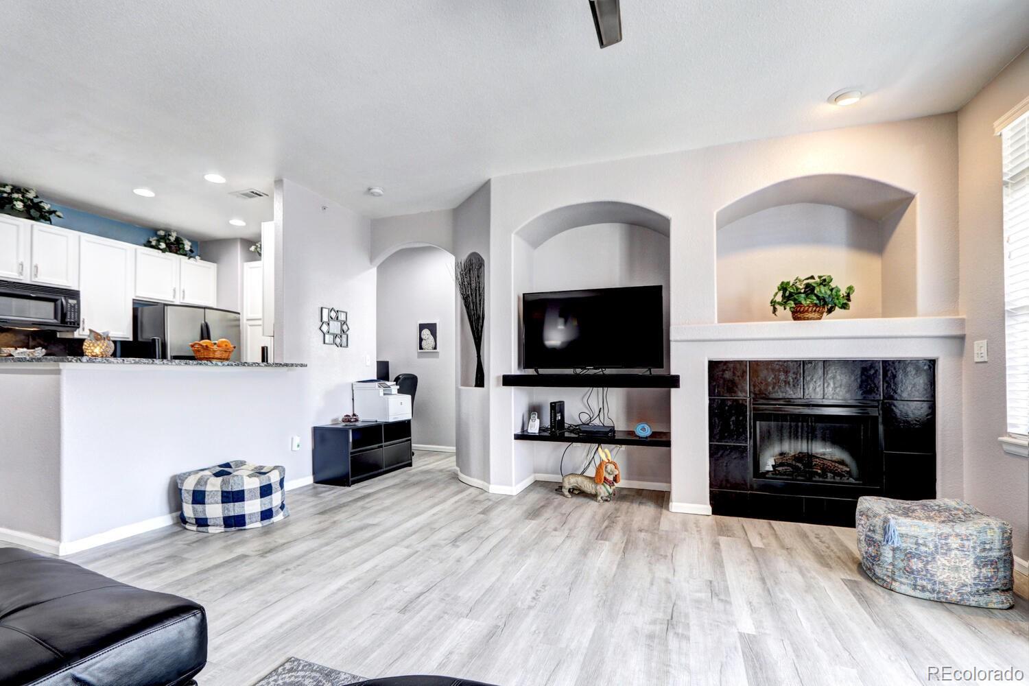 1561 Olympia Circle Unit: 208