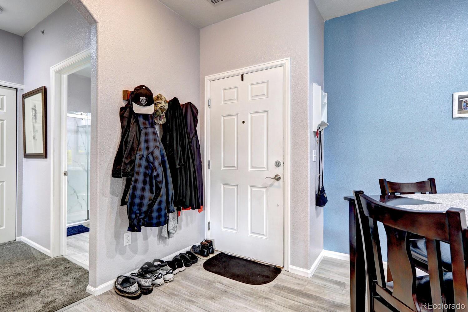 1561 Olympia Circle Unit: 208