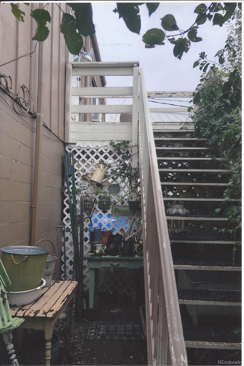 4615 S Santa Fe Drive