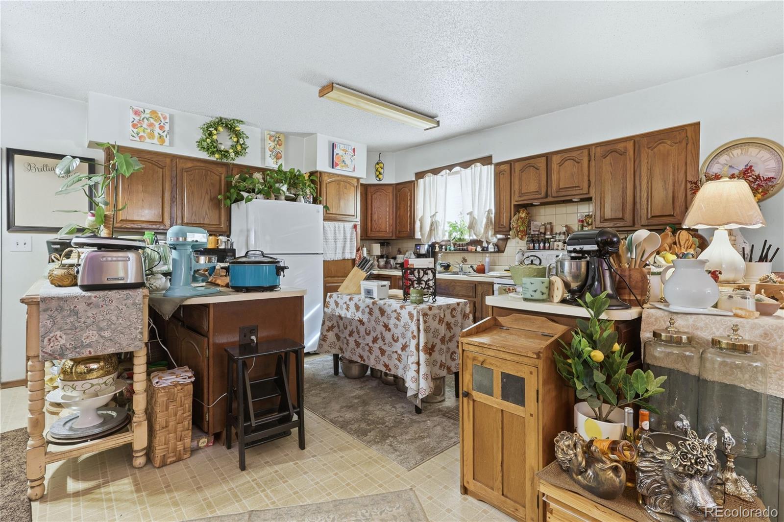 4615 S Santa Fe Drive