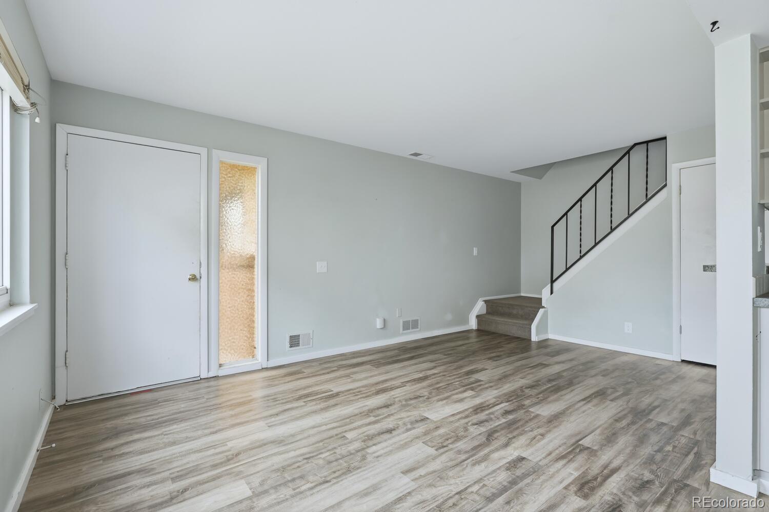 3354 S Flower Street Unit: 14