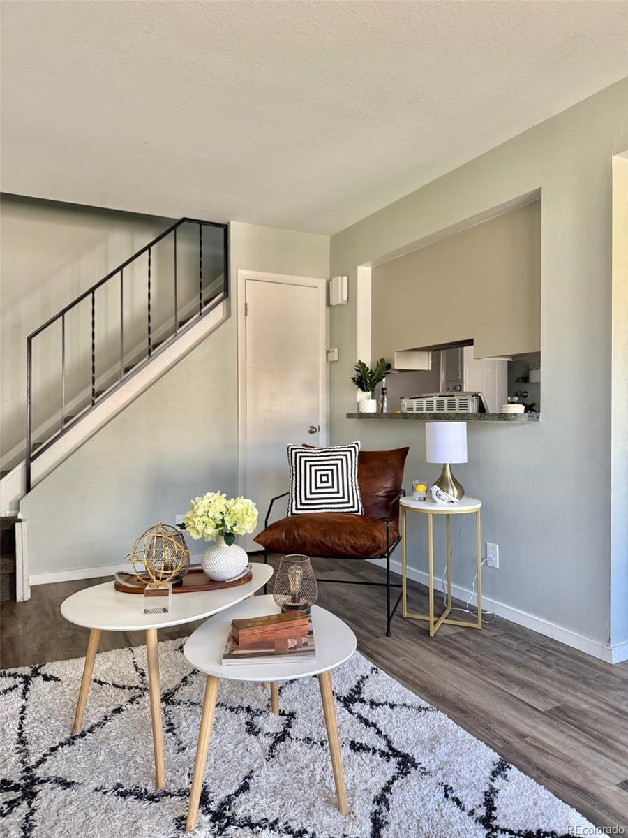 3354 S Flower Street Unit: 14