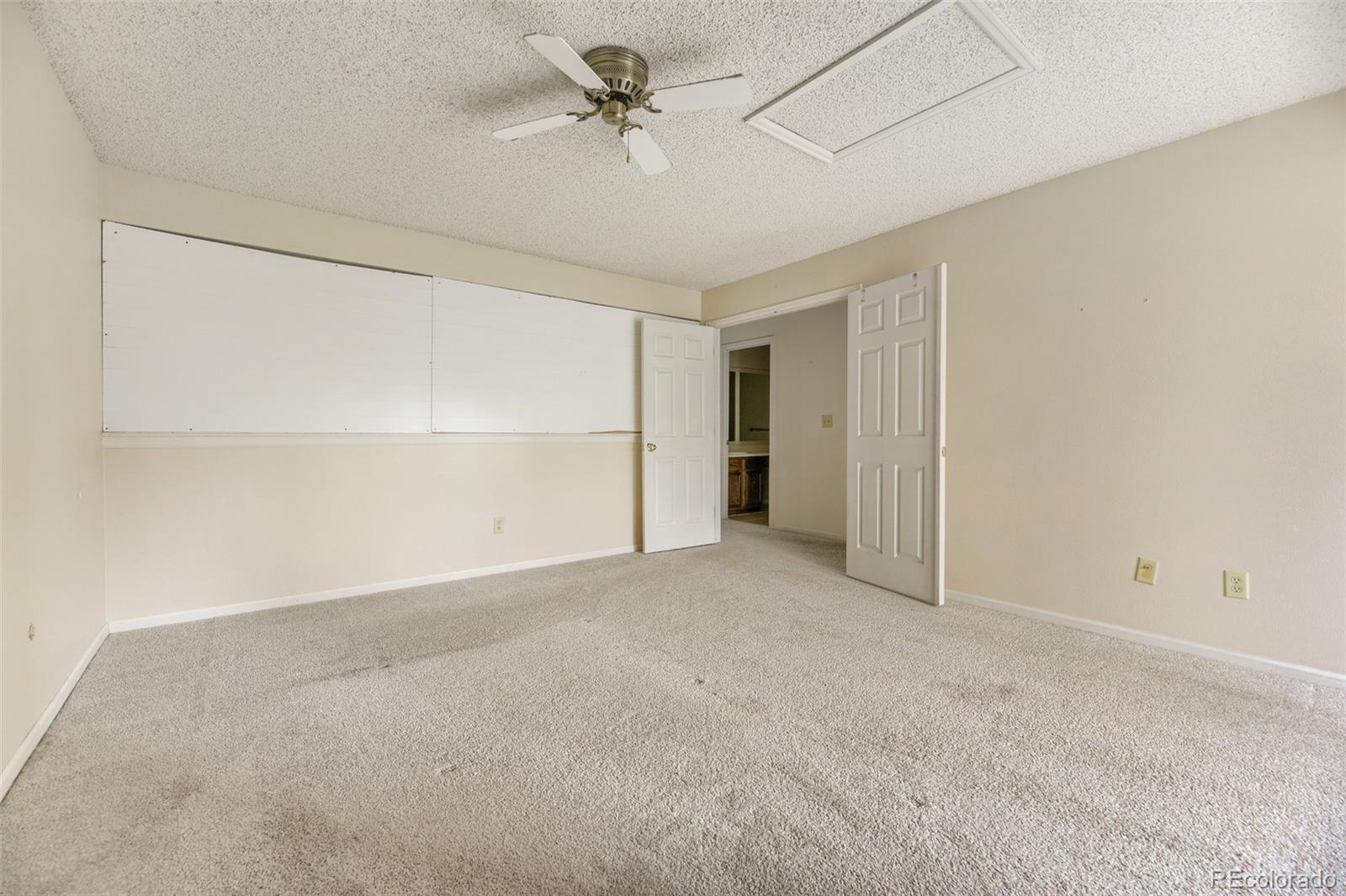 2405 S Worchester Court Unit: B