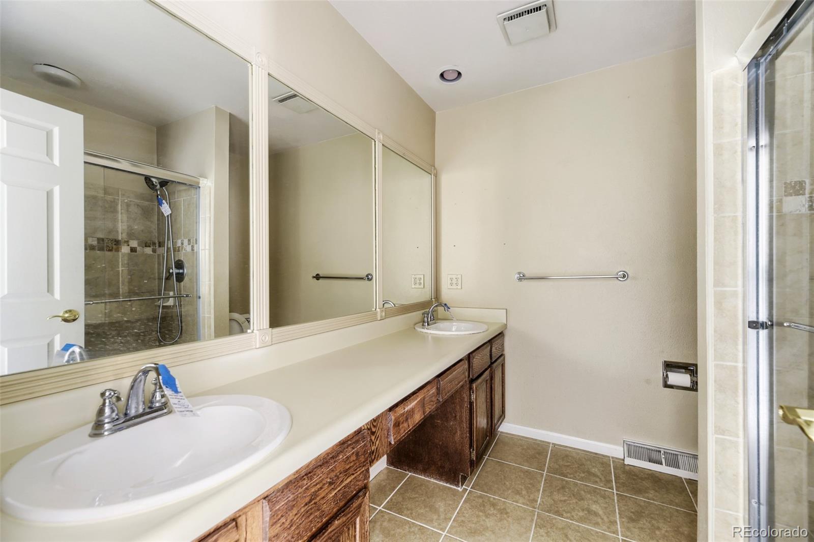 2405 S Worchester Court Unit: B