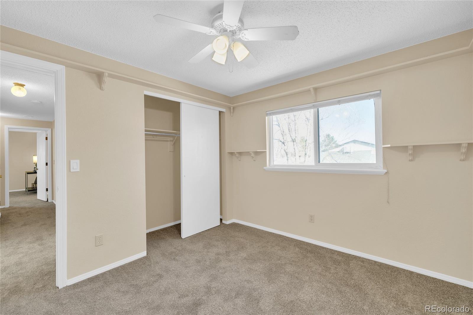 9313 W 91st Place