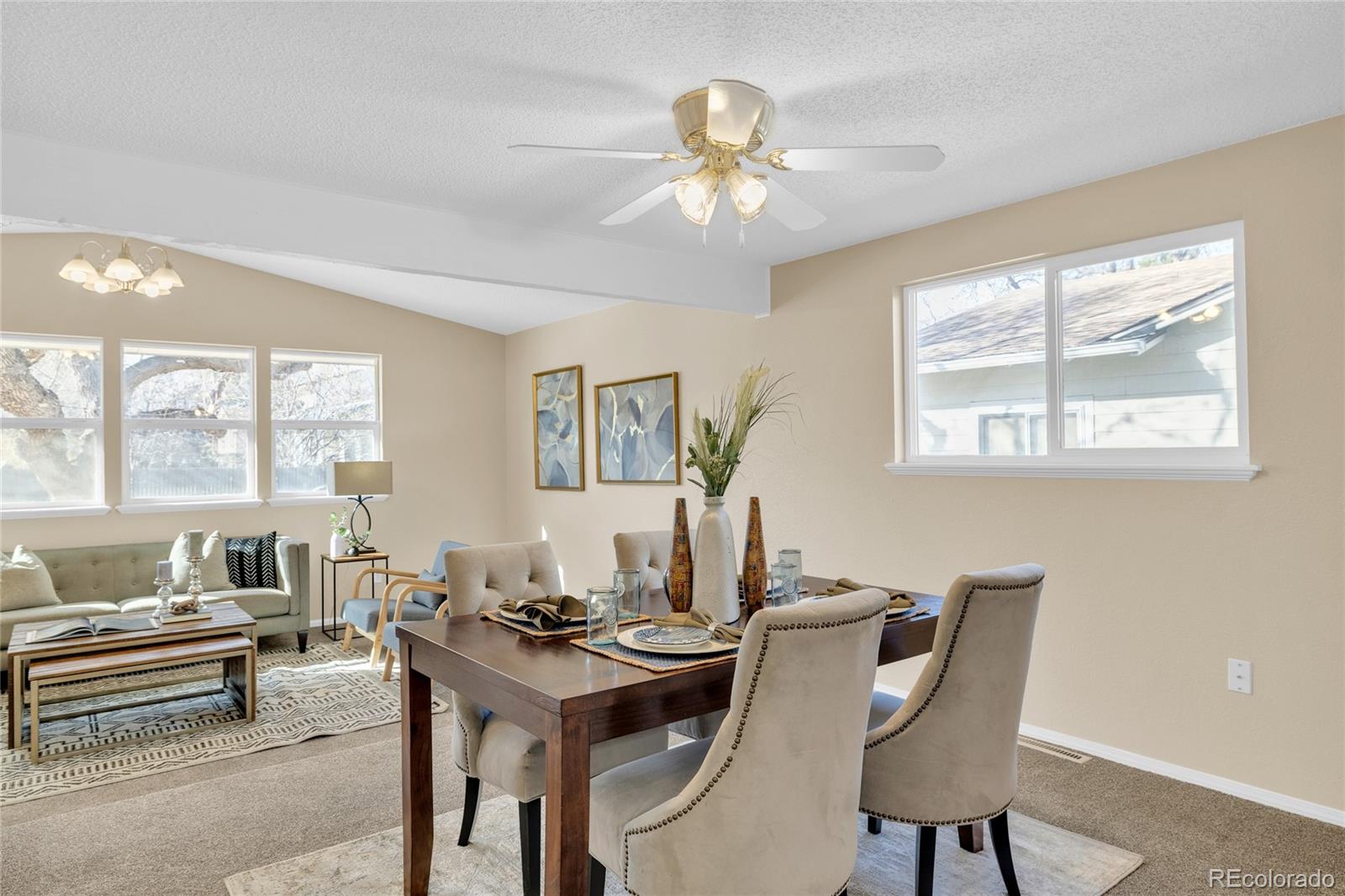 9313 W 91st Place