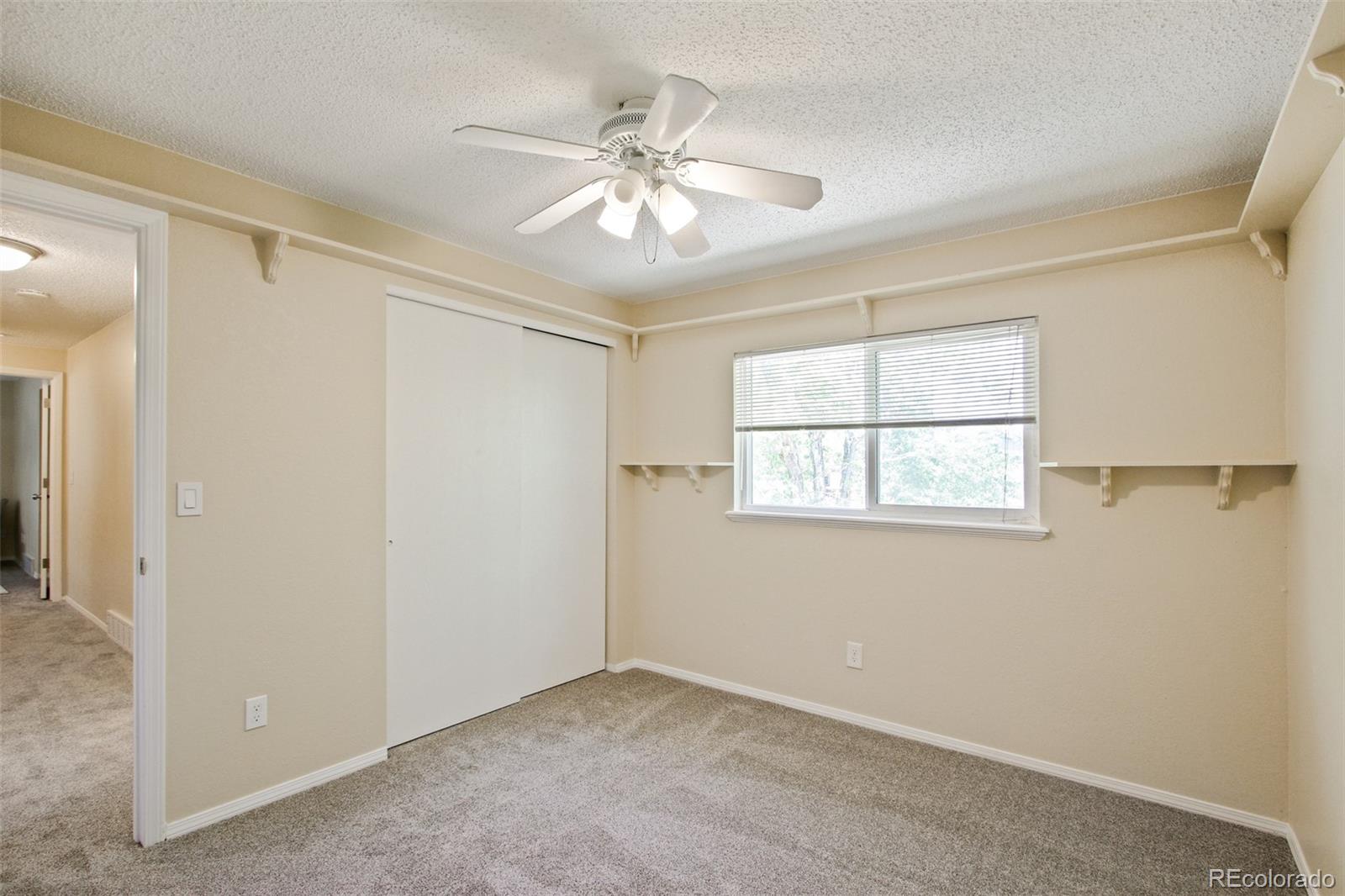 9313 W 91st Place