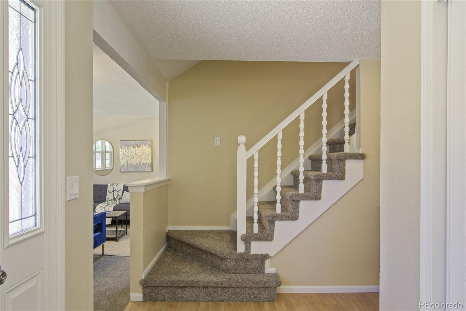 9313 W 91st Place