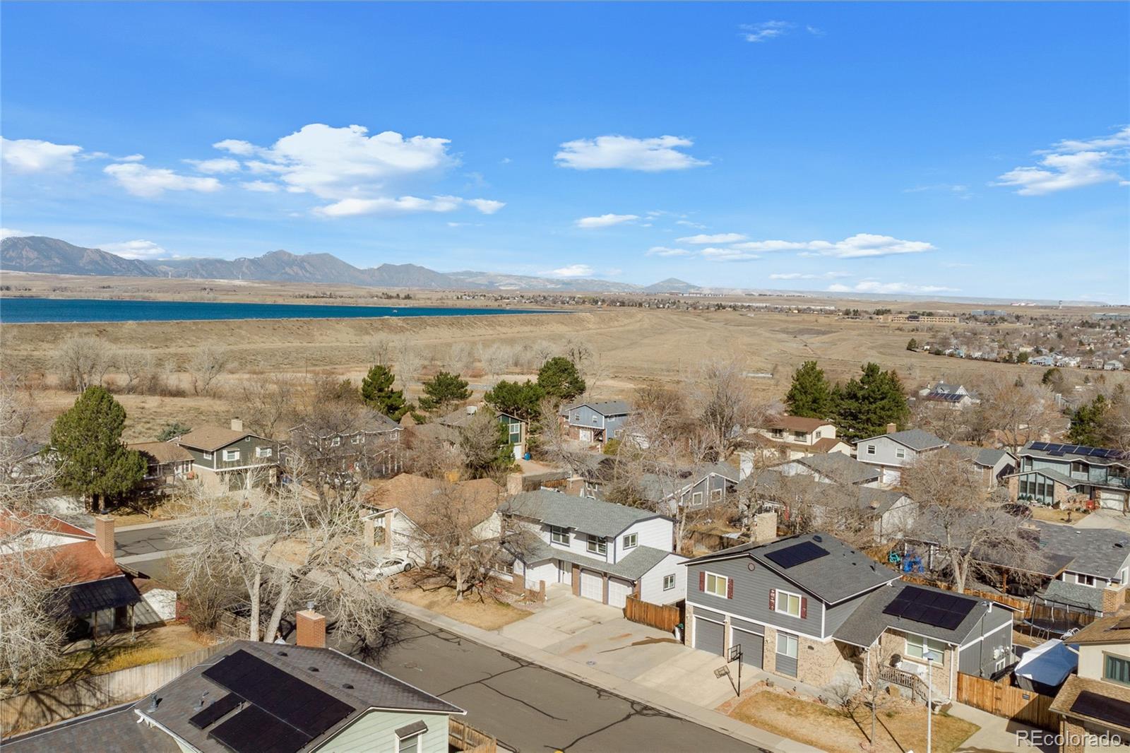 9313 W 91st Place