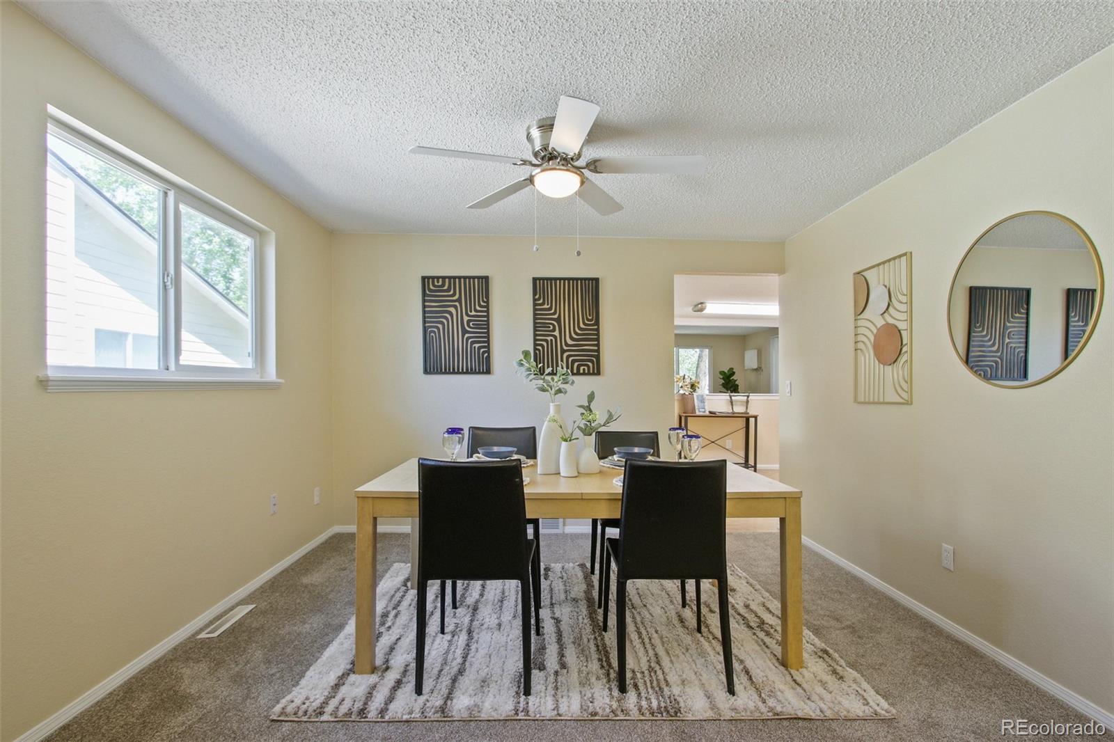9313 W 91st Place