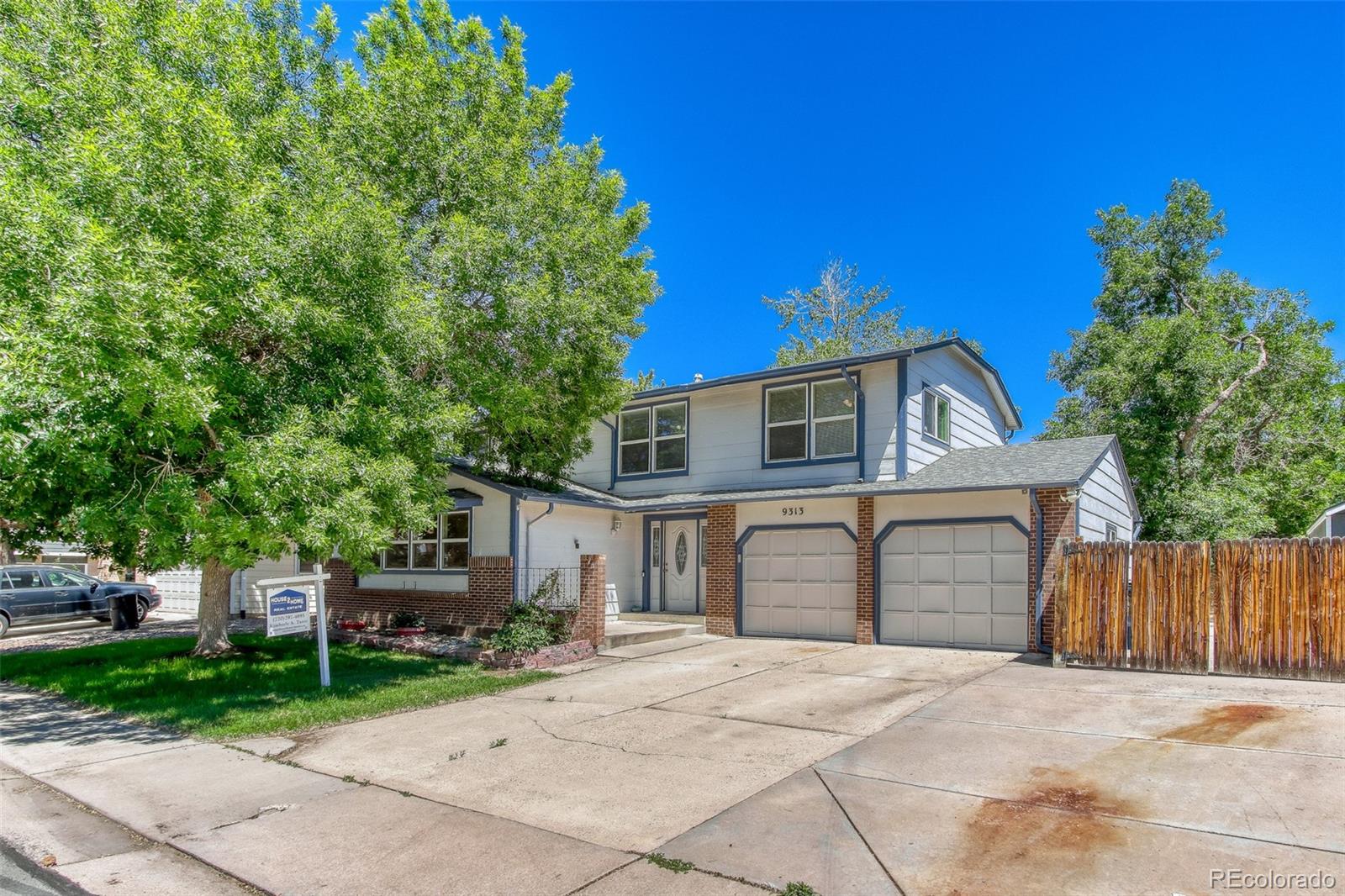 9313 W 91st Place