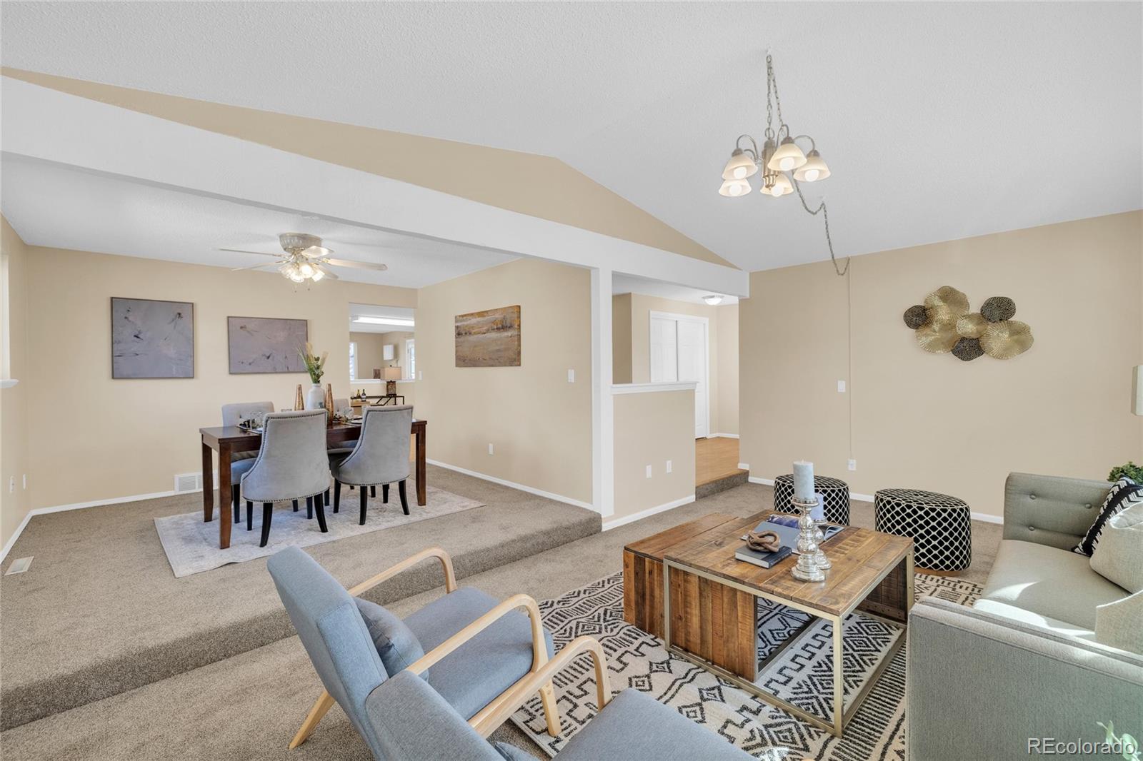 9313 W 91st Place