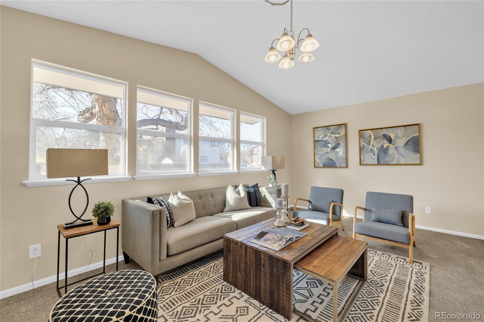 9313 W 91st Place
