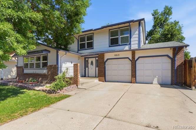 9313 W 91st Place