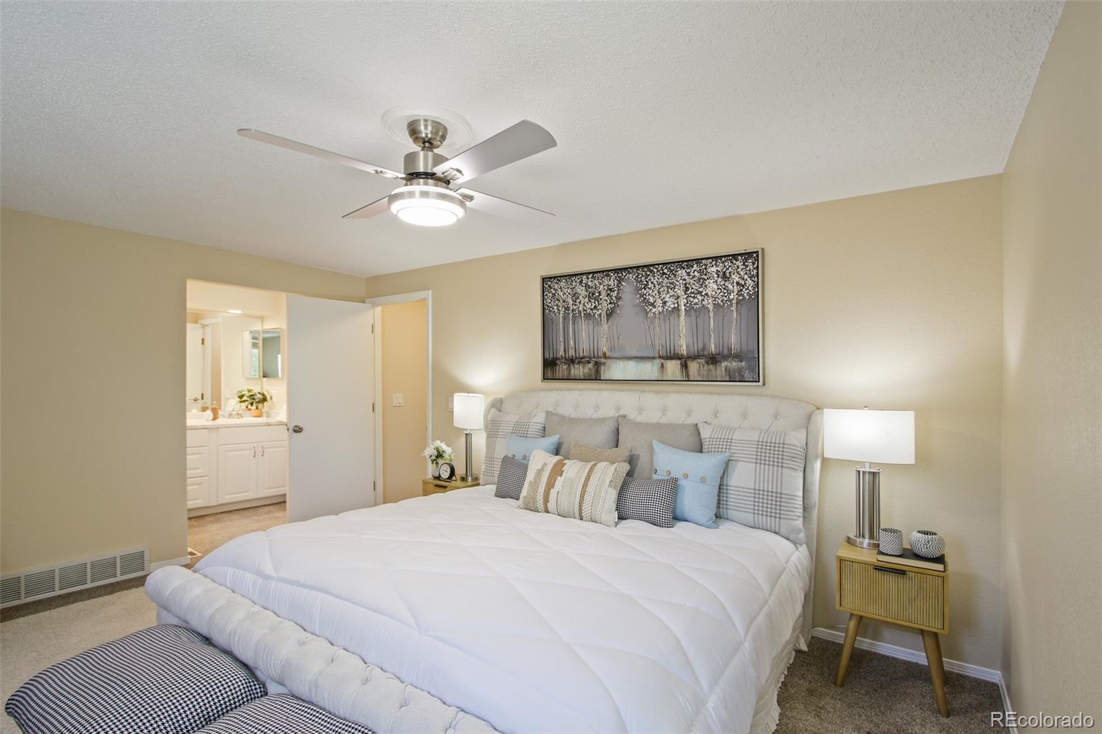 9313 W 91st Place