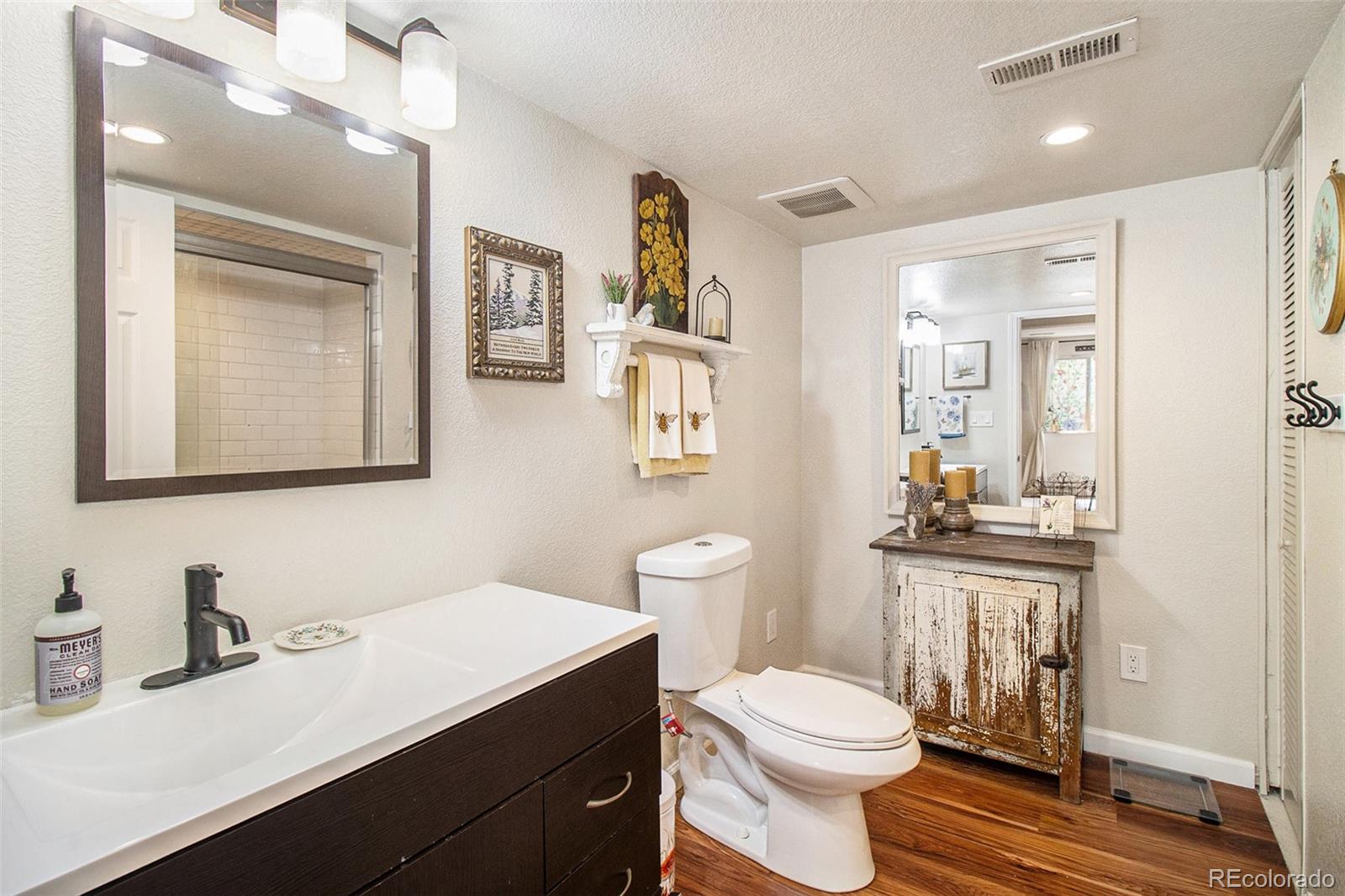 1933 Chestnut Street