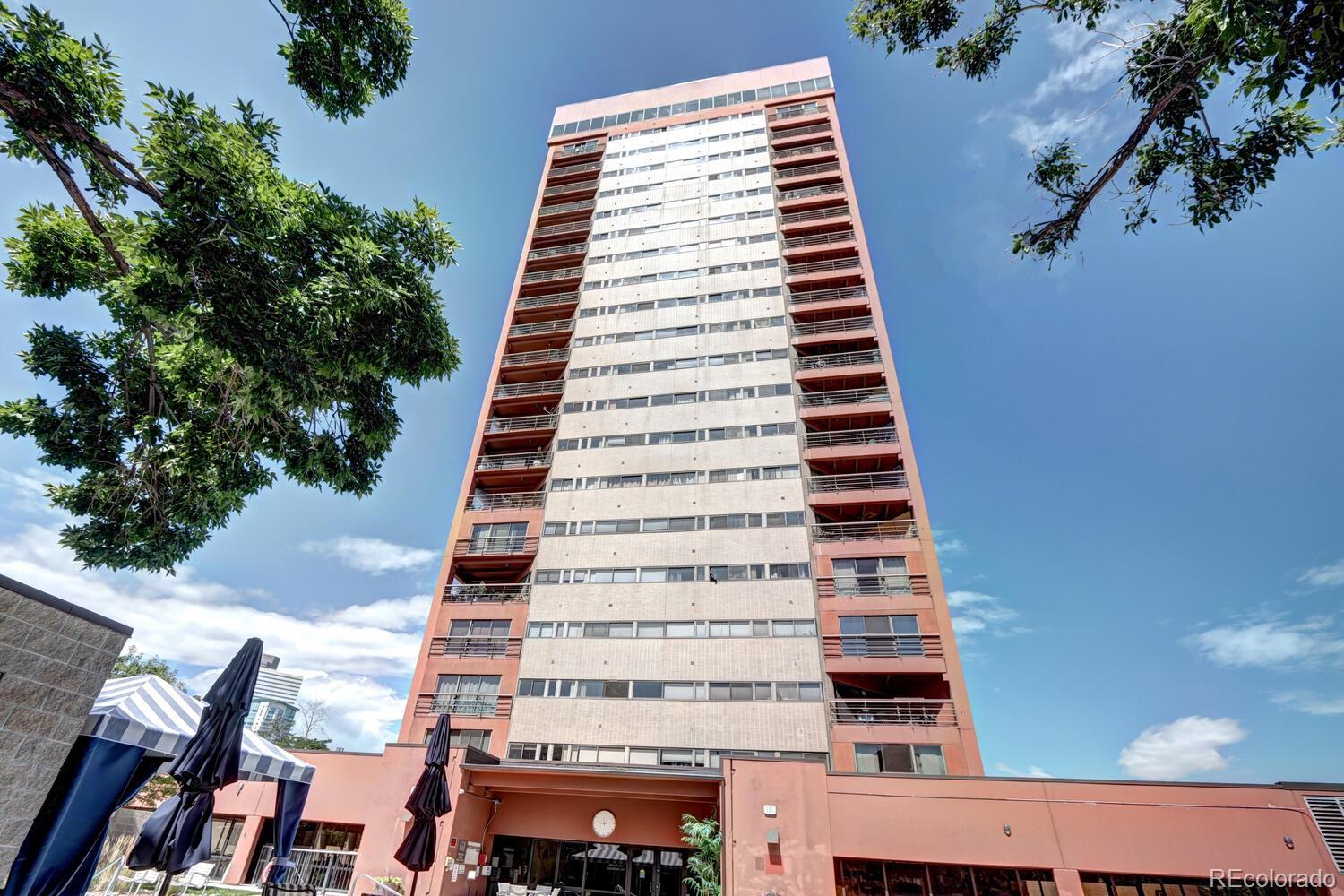 100 Park Avenue W Unit: 204