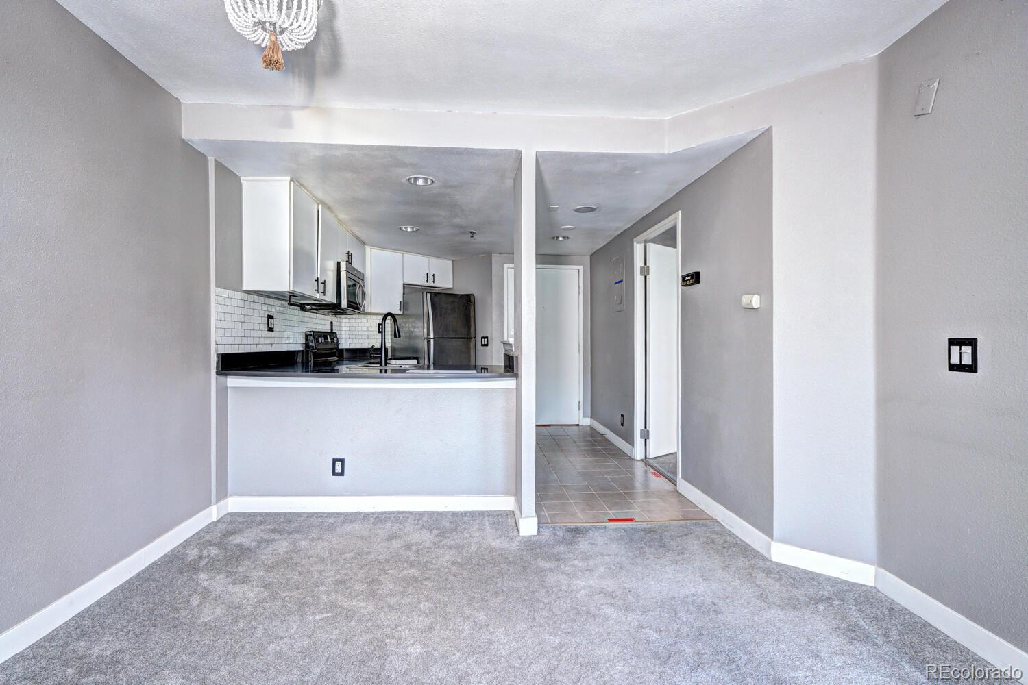 100 Park Avenue W Unit: 204