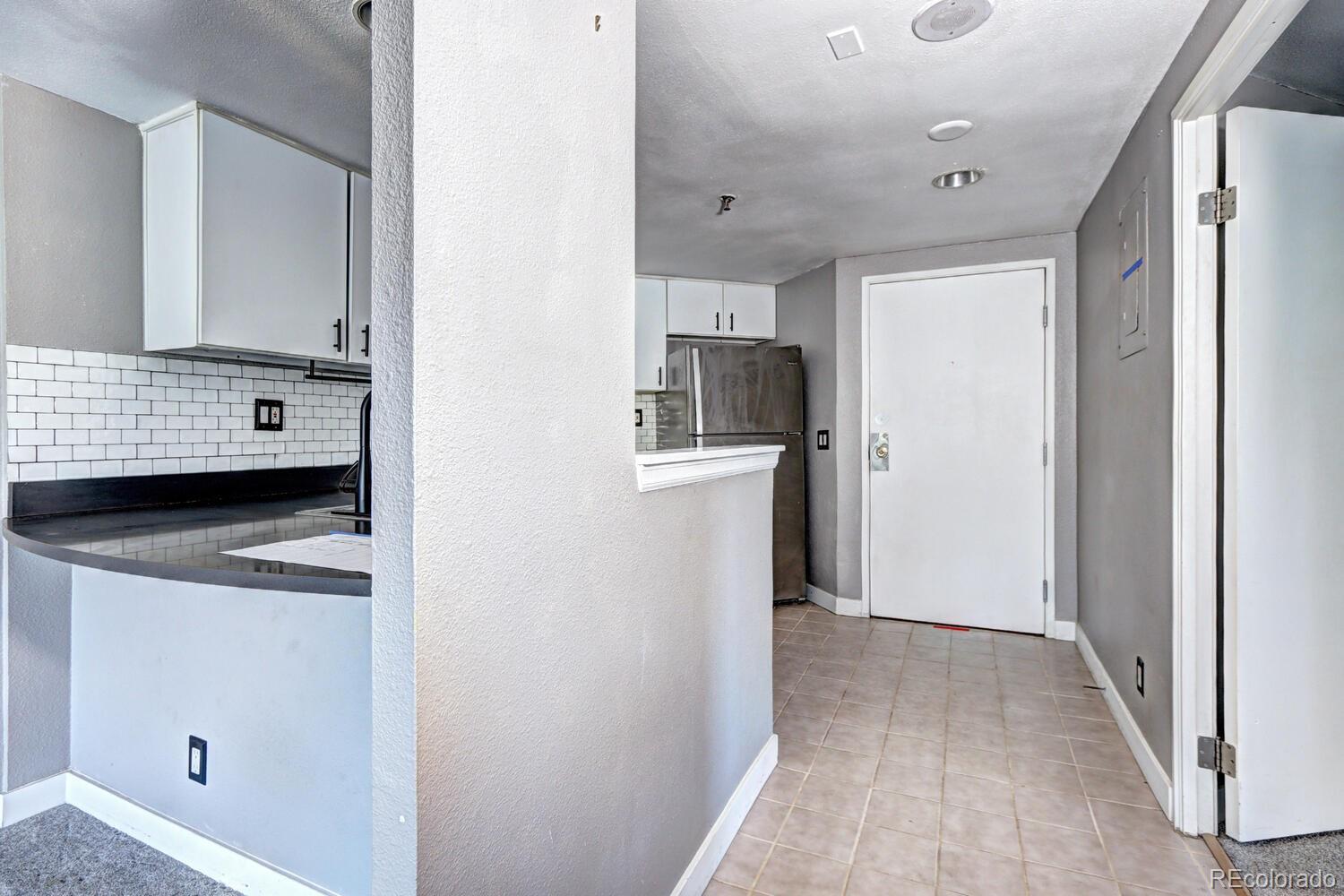 100 Park Avenue W Unit: 204