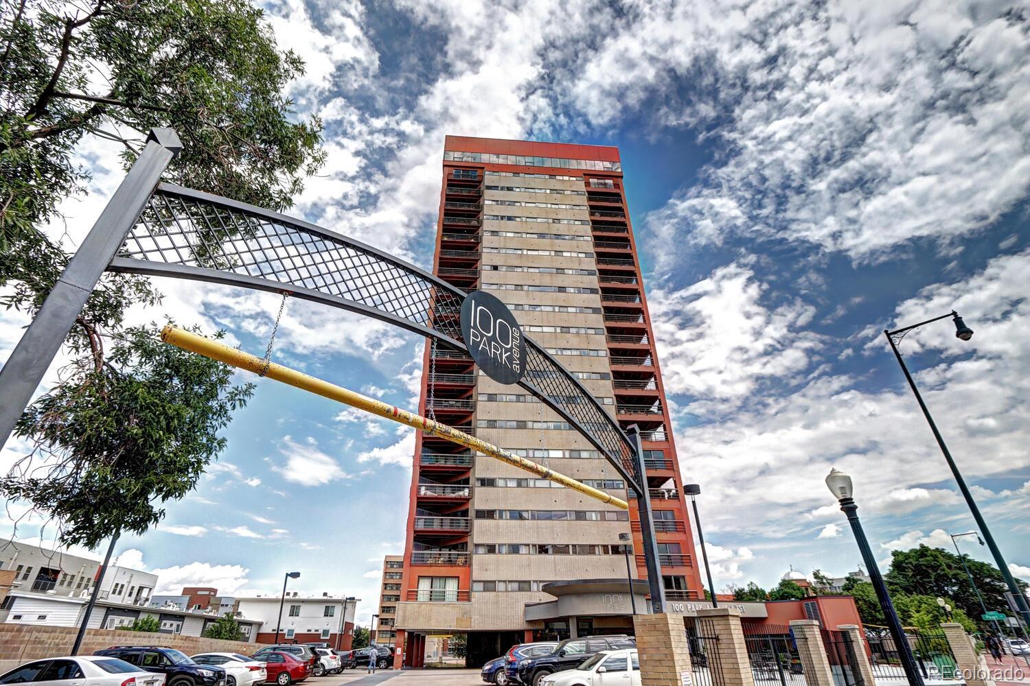 100 Park Avenue W Unit: 204