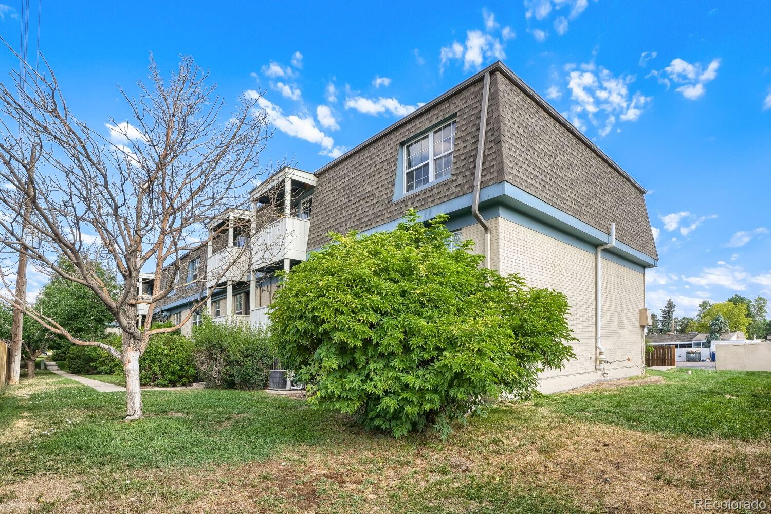 9444 E Girard Avenue Unit: 12