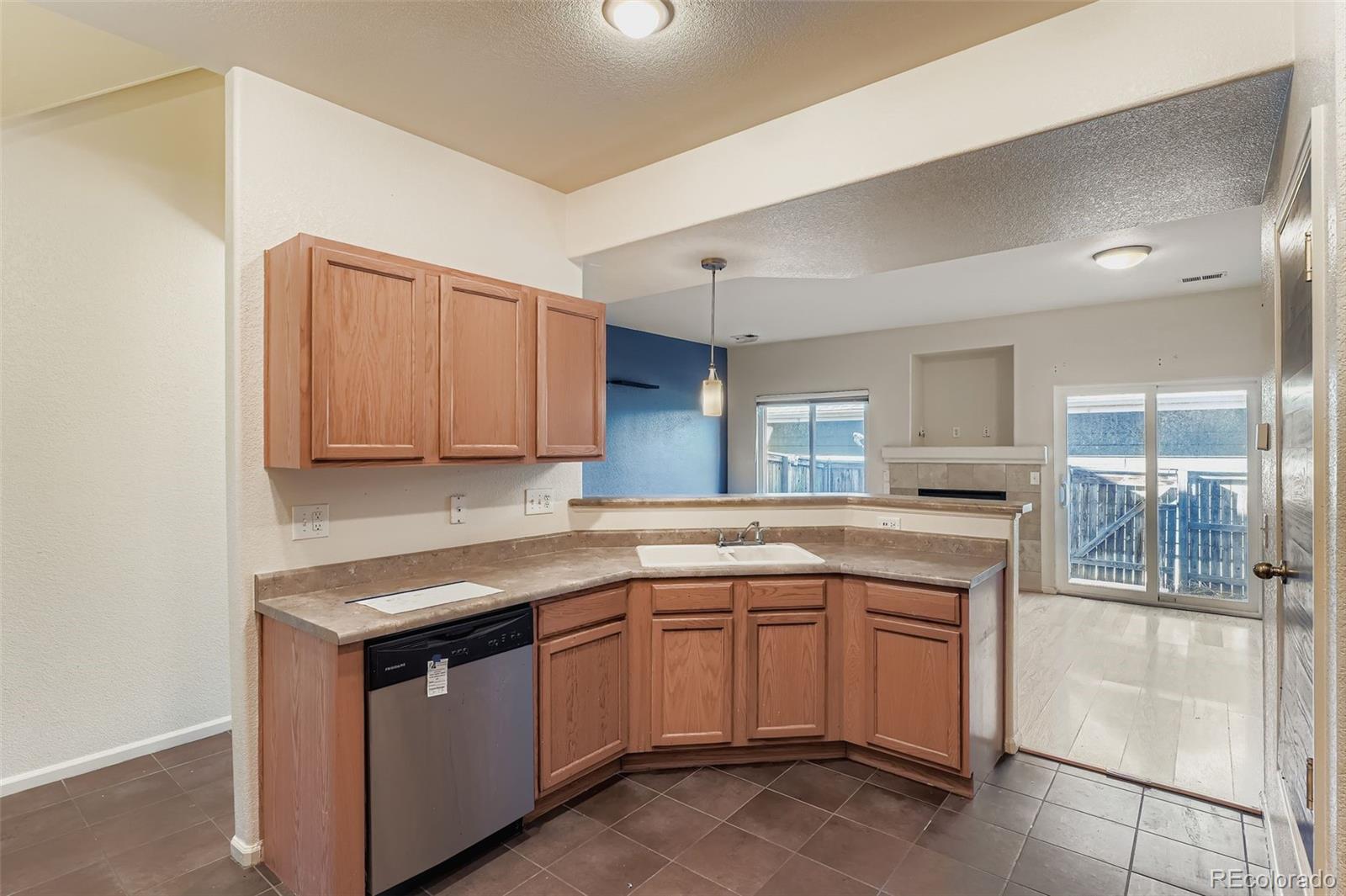 14700 E 104th Avenue Unit: 1804