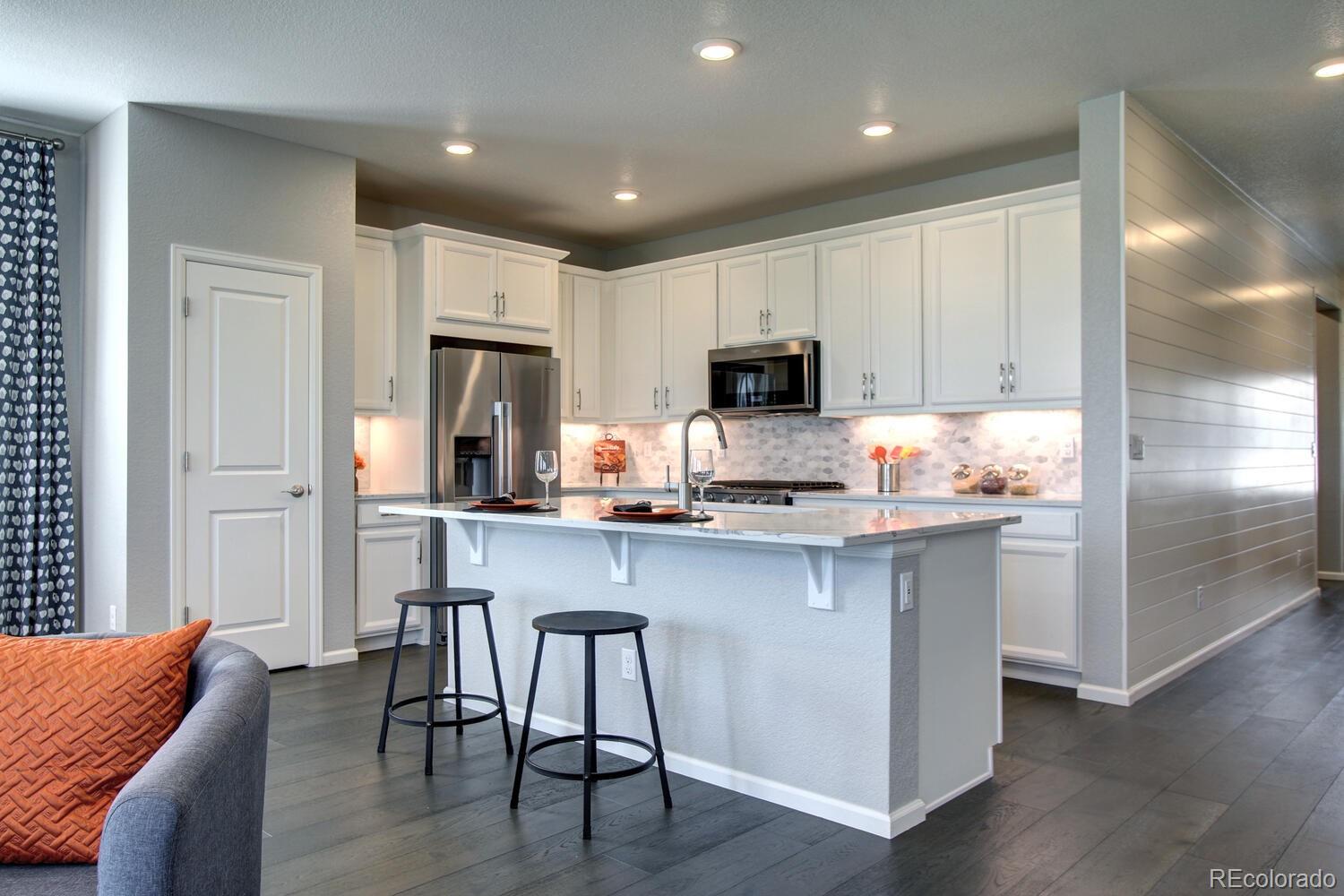 6177 Saddle Bow Avenue