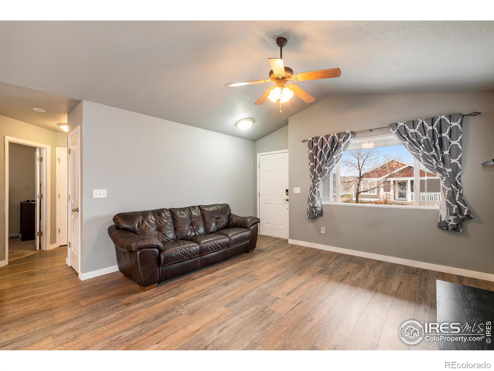 4333 Paintbrush Drive